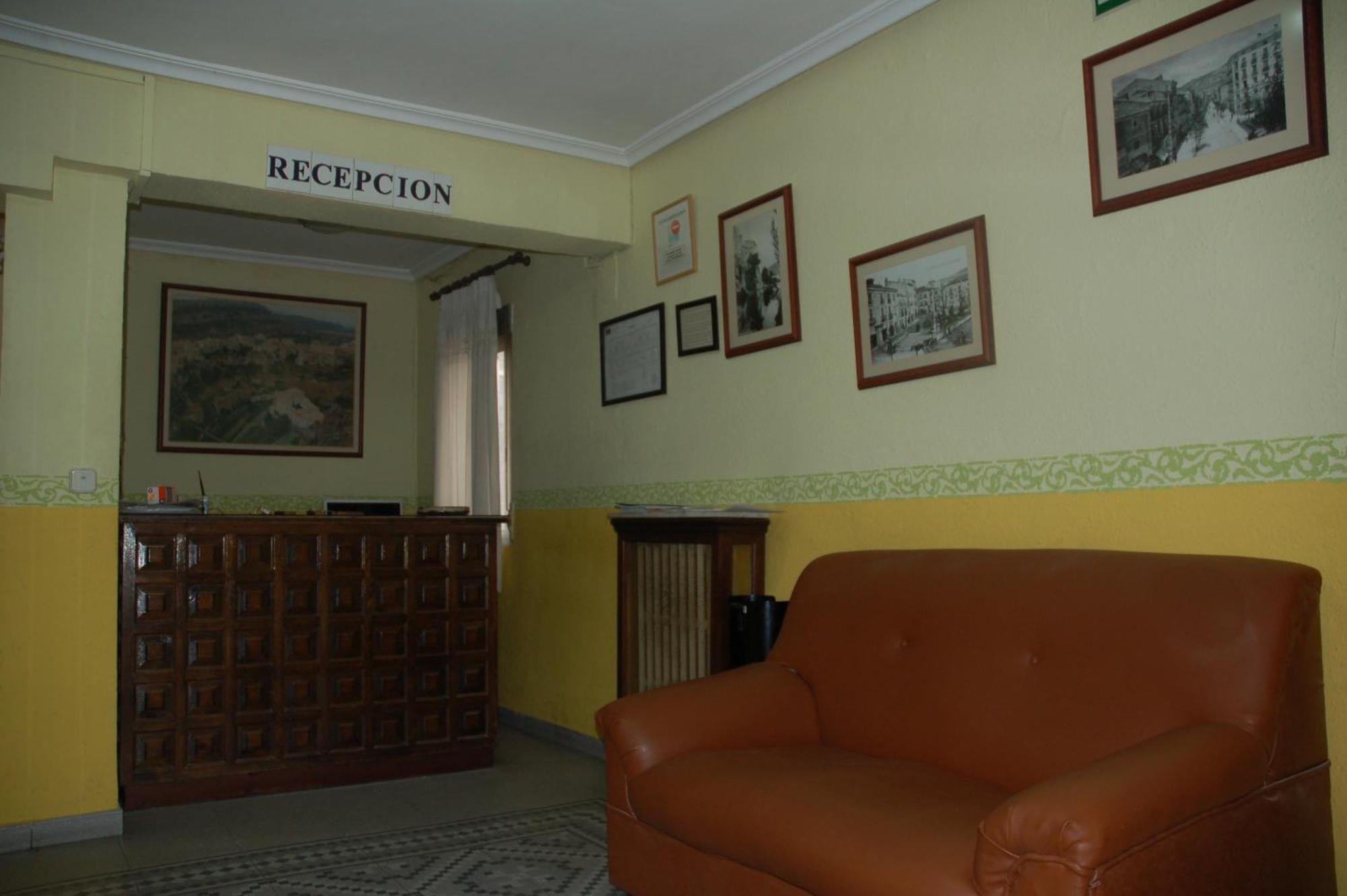 Hostal Residencia Castilla Куэнка Экстерьер фото