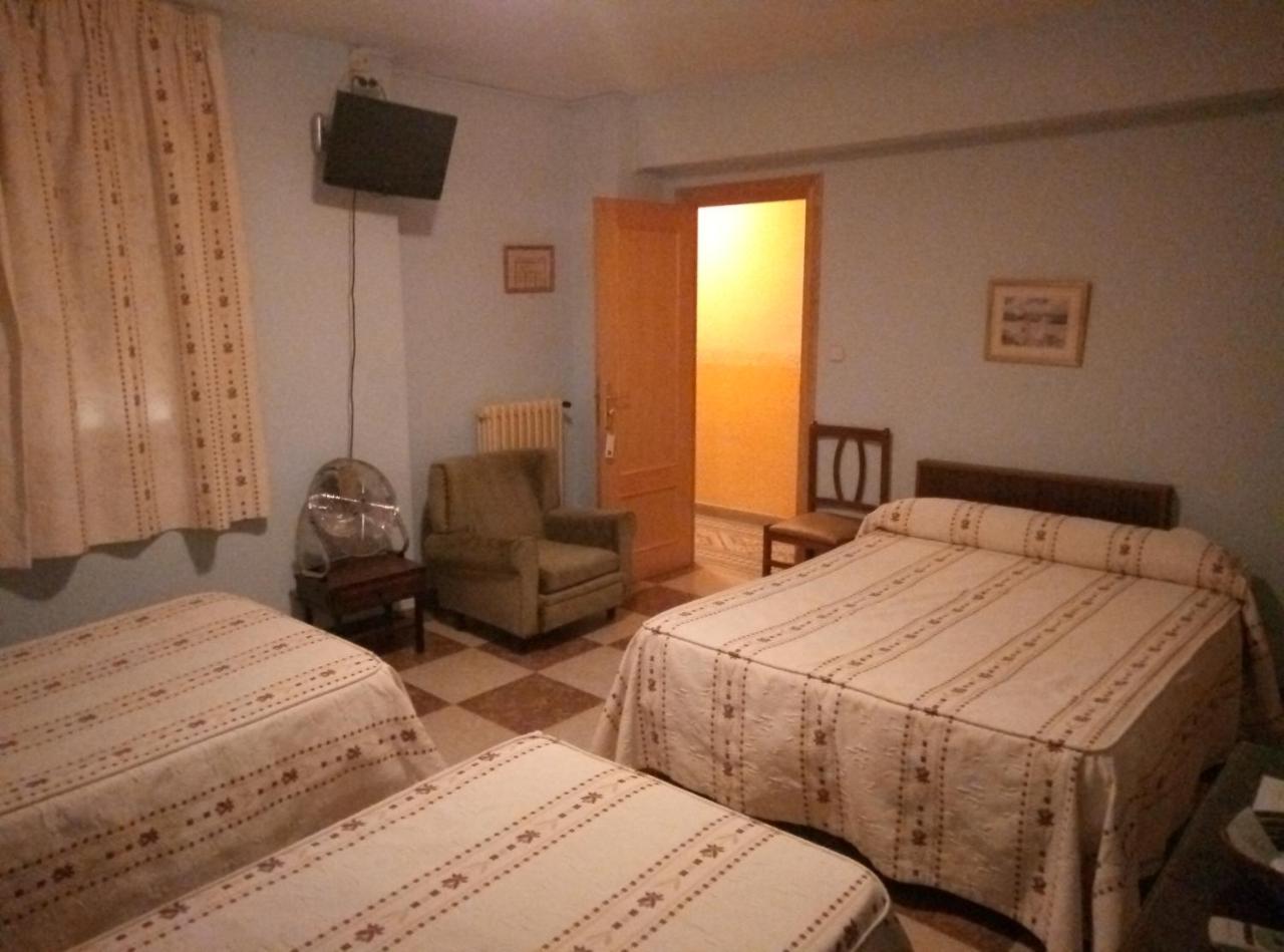 Hostal Residencia Castilla Куэнка Экстерьер фото