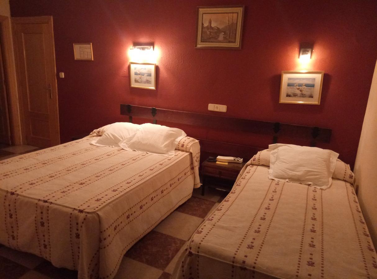 Hostal Residencia Castilla Куэнка Экстерьер фото